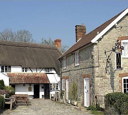 Compasses Inn Tisbury Εξωτερικό φωτογραφία