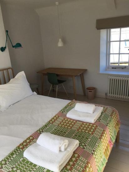 Compasses Inn Tisbury Εξωτερικό φωτογραφία